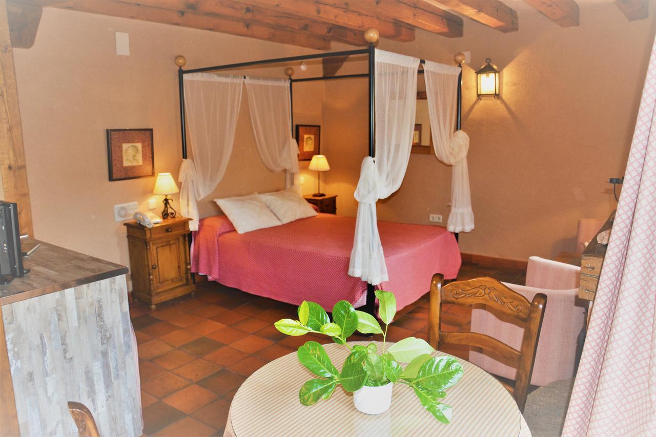 Apartamentos Lobiche Navafría 외부 사진