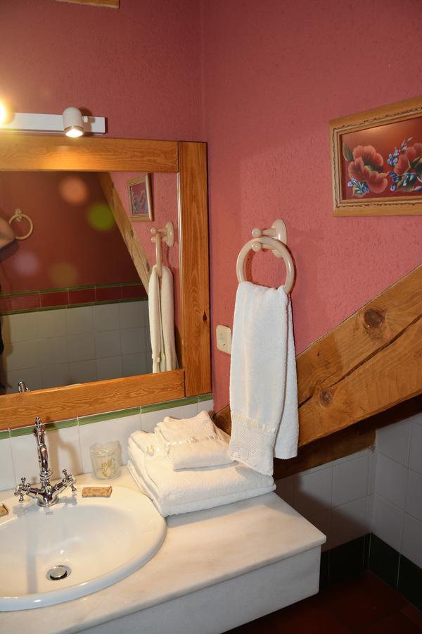 Apartamentos Lobiche Navafría 외부 사진